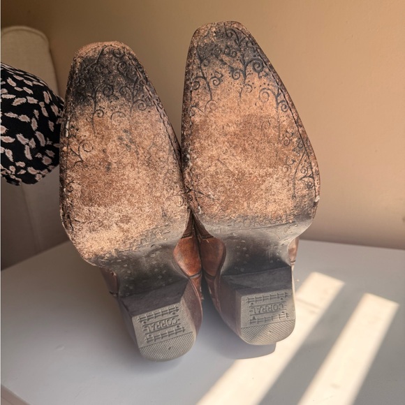 Corral Women’s Cognac Cowboy Boot - Picture 4 of 5